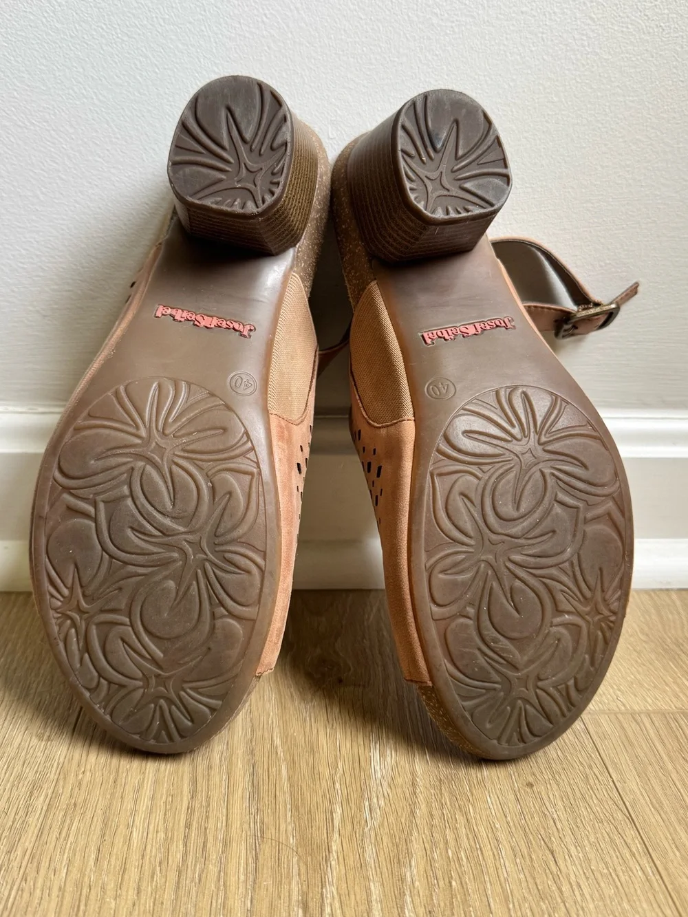 Josef Seibel Perforated Leather Slingback Tan Leather Size EU 40 Buckle Strap